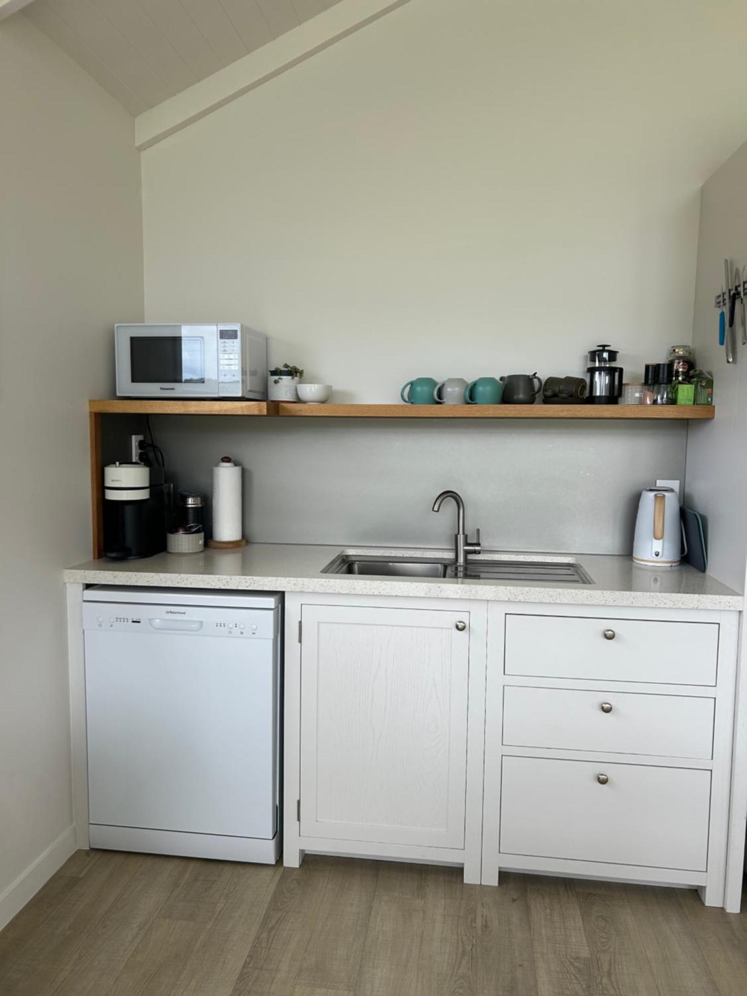 Appartement Purangi Waterfront Retreat à Cooks Beach Extérieur photo
